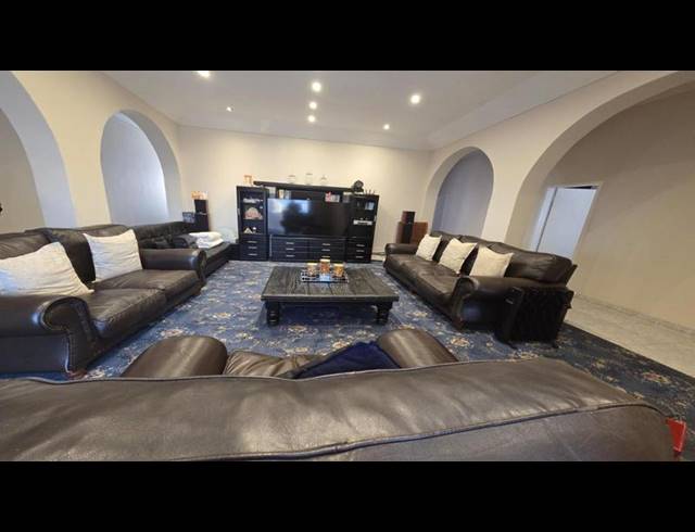 3 BEDROOM HOUSE FOR SALE IN LAUDIUM